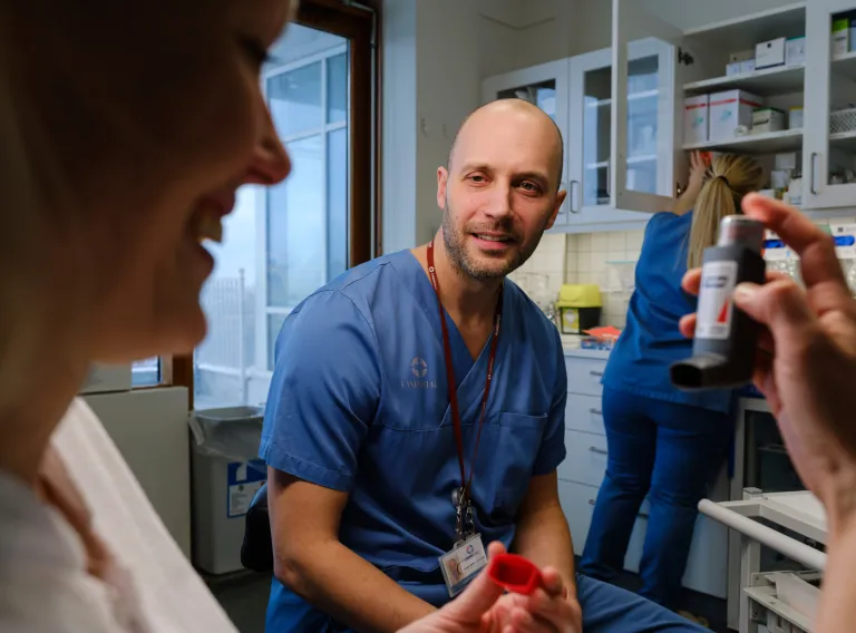 Pharmacy students dressed for working in Hospital.