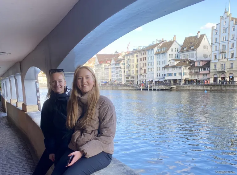 Aníta Þórunn Þráinsdóttir and Guðrún Alfa Einarsdóttir