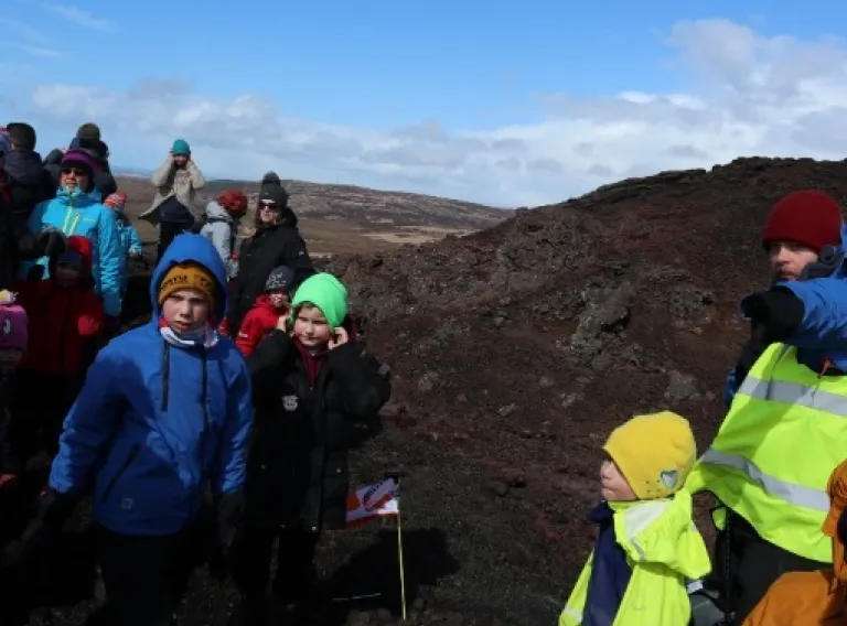 Hiking trips with Science tips: Volcano Walk in Búrfellsgjá