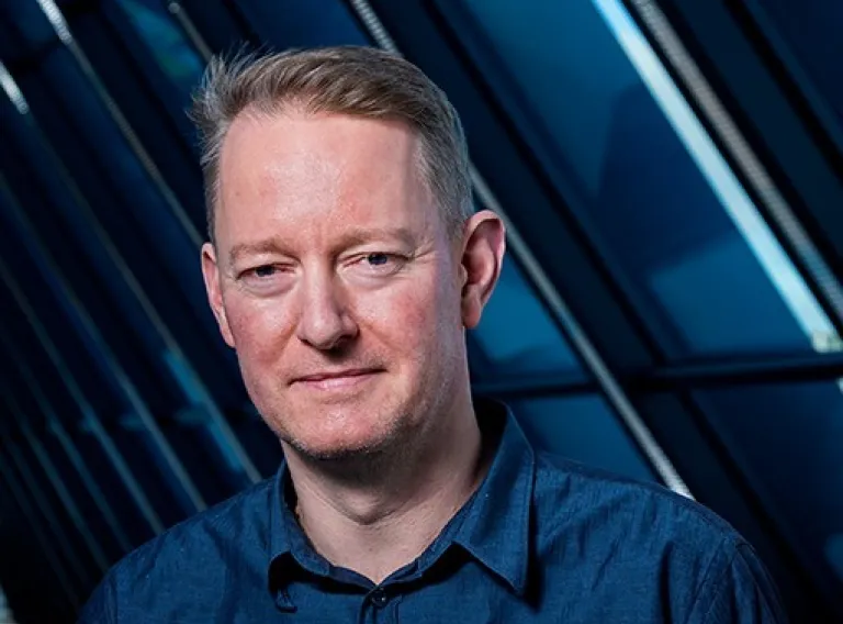 Dr. Arnar Pálsson, Professor in Bioinformatics, Faculty of Life- and Environmental Sciences, University of Iceland BMC Seminar - Evolution of cellular and developmental regulatory networks