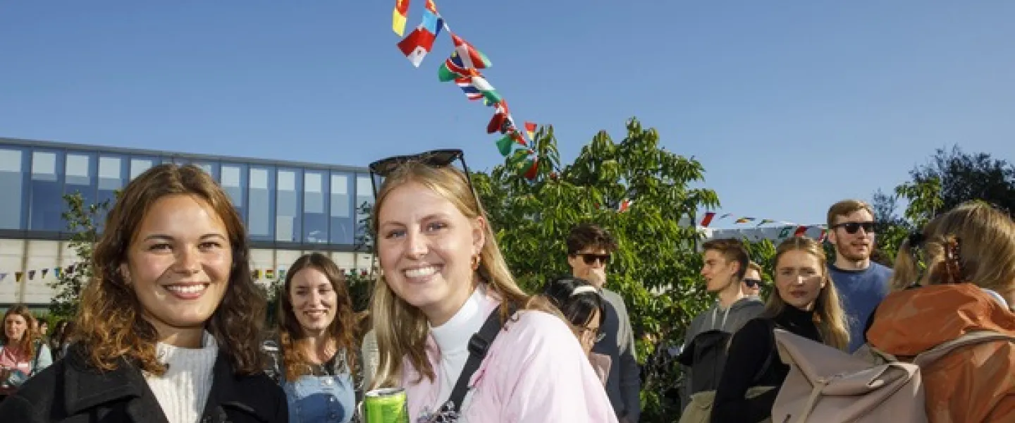 Exchange students in front of main building