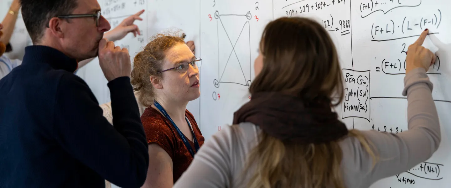 Bjarnheiður Kristinsdóttir teaching a seminar on the methods of Building Thinking Classrooms.