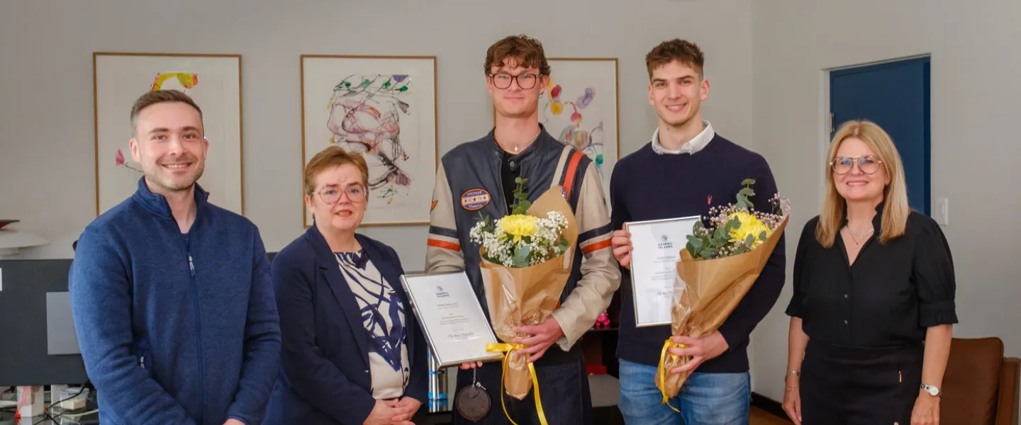 Elías Rafn Heimisson, Silja Bára R. Ómarsdóttir, Rector of UI, Todor Miljevic, Wiktor Sobczynski, and Friðrika Harðardóttir.