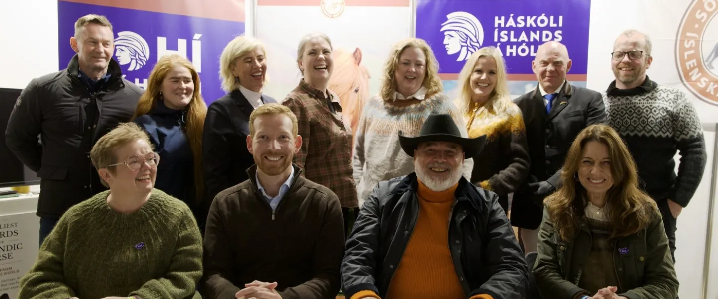 UI at Holar signing