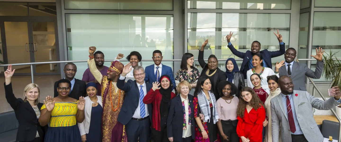 Students in the UNU-GEST programme along with Jón Atli Benediktsson and Vigdís Finnbogadóttir
