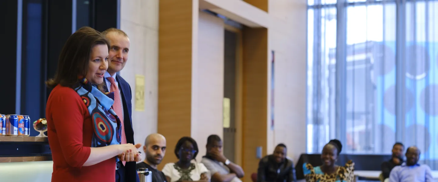 Guðni Th. Jóhannesson and Eliza Reid visiting the Gró Gest students