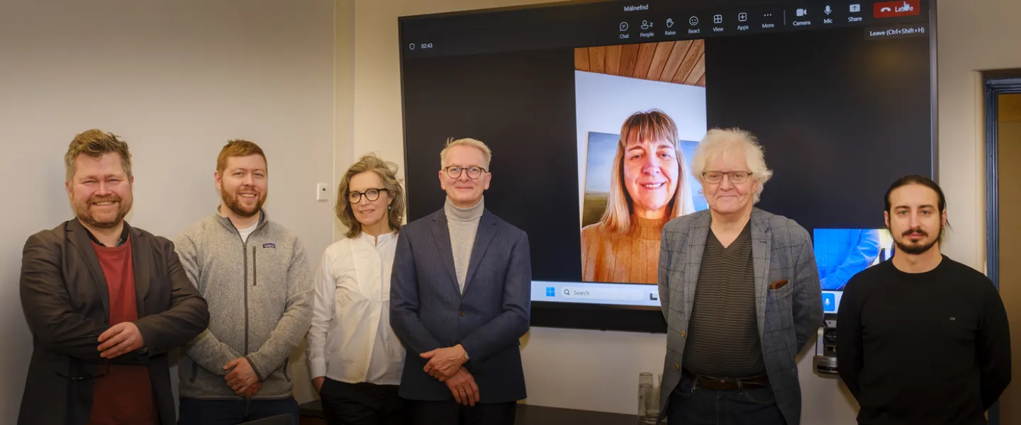 The University of Iceland language committee: Jón Yngvi Jóhannsson, Hafsteinn Einarsson, Ragnheiður Kristjánsdóttir, Magnús Diðrik Baldursson, Sigríður Sigurjónsdóttir, Ingólfur Vilhjálmur Gíslason and Piergiorgio Consagra.