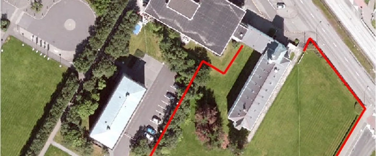 Aerial view of Gamli Garður. Screenshot from Google maps