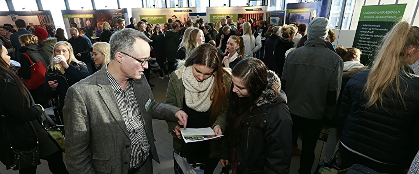 Visitors at the University day