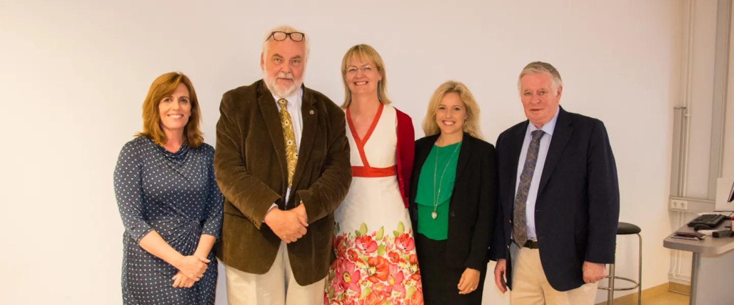 Hlíf Steingrímsdóttir, Þórarinn Gíslason, Erna Sif Arnardóttir, Erla Björnsdóttir and Alan I. Pack.