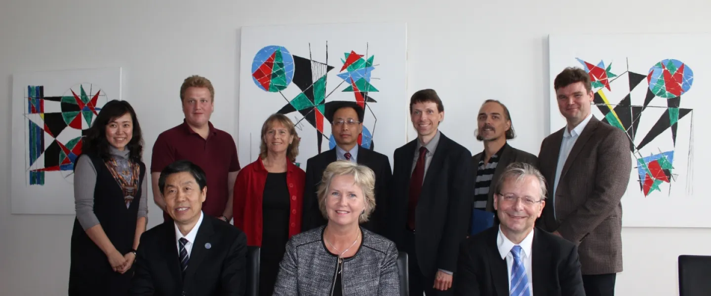A committee of four from the Tianjin University came to Iceland and visited the University of Iceland to get acquainted with university operations.
