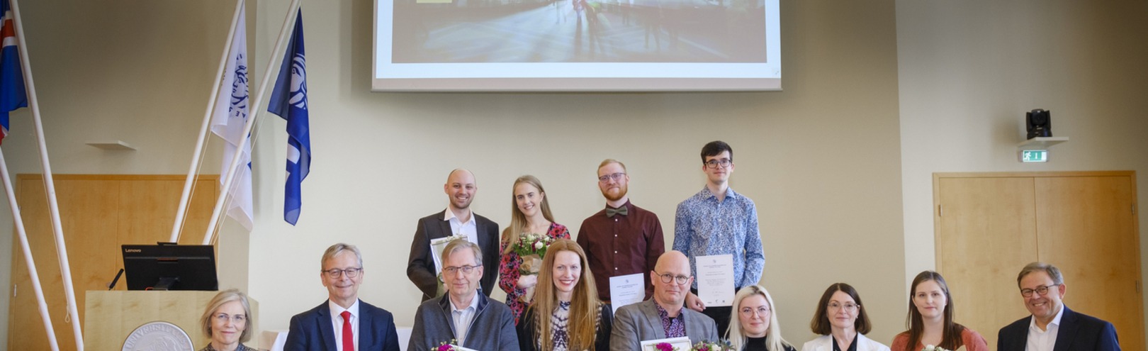 UI Science and Innovation Prize awarded to preventing infection in artificial joints - Available at University of Iceland