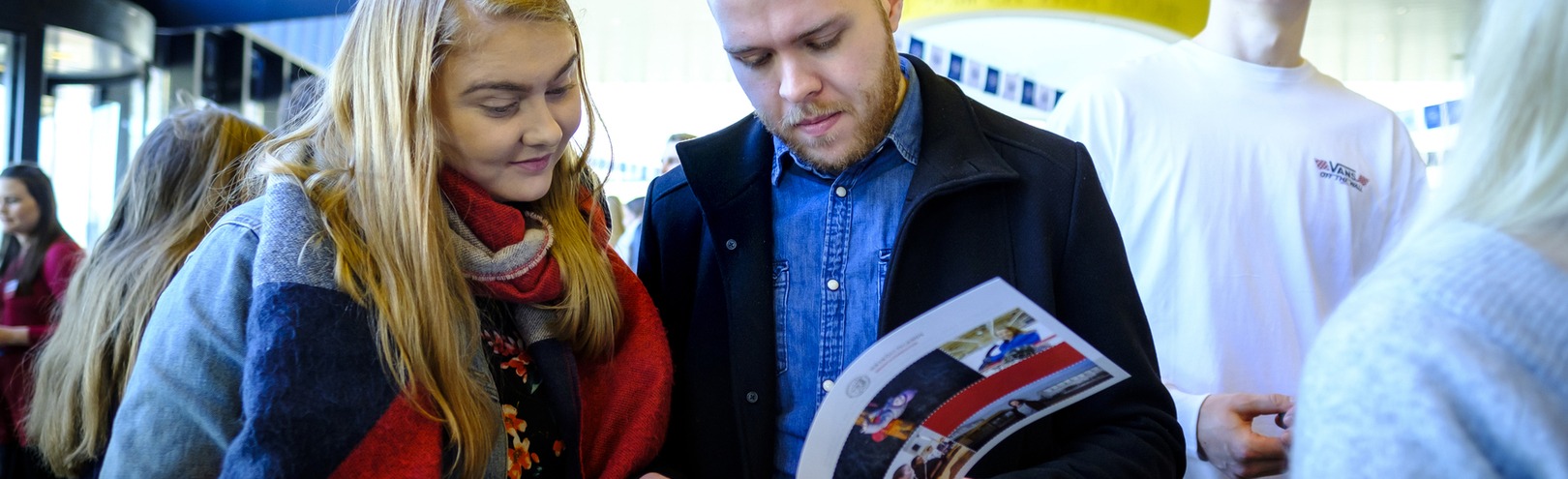 Talk to students and teachers at the Digital University Day  - Available at University of Iceland