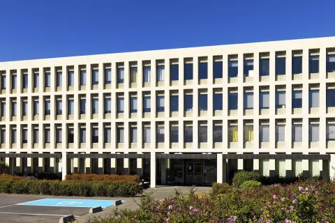 University of Iceland, Lögberg