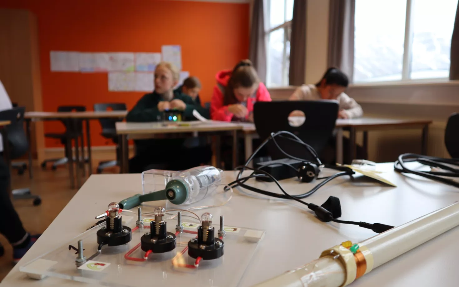 Students at the Knowledge train