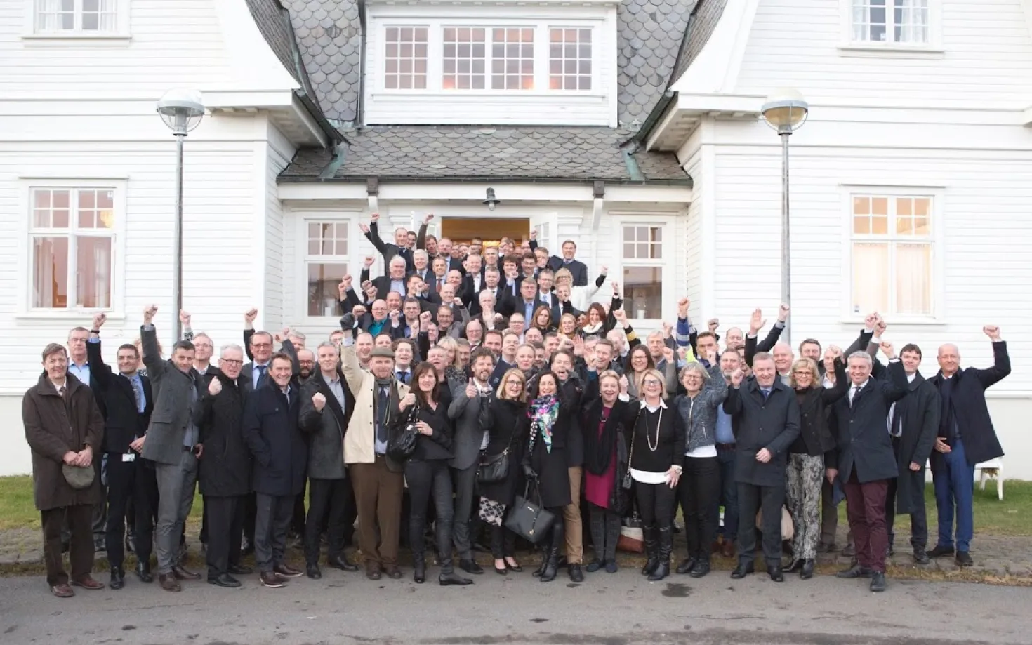 Representatives of the 103 companies and institutes that signed the agreement in Höfði.
