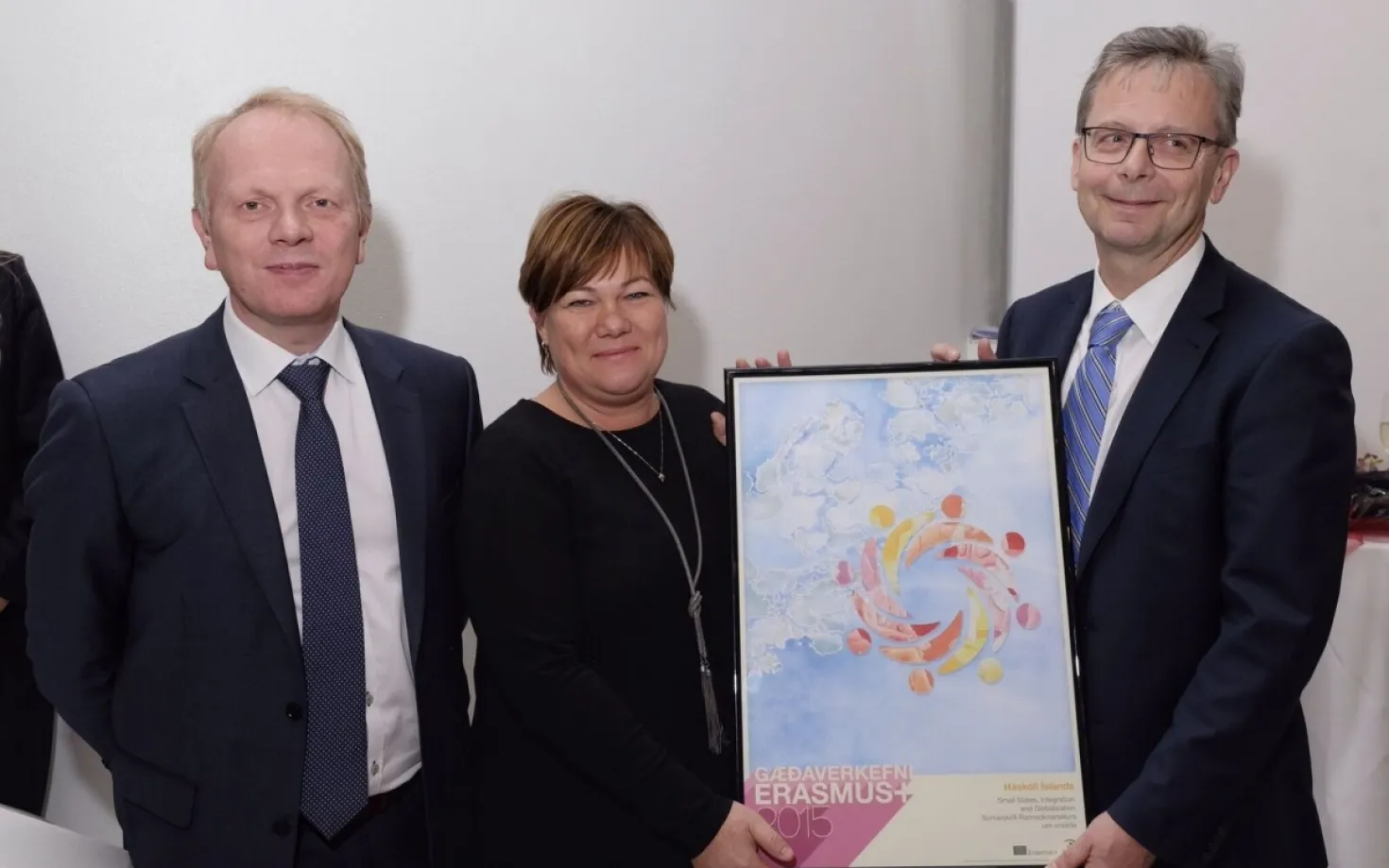 Pia Hansson, Director of the Centre for Small State Studies and Jón Atli Benediktsson, Rector of the University of Iceland, accepted the award from Illugi Gunnarsson, the MInister for Education, Science and Culture