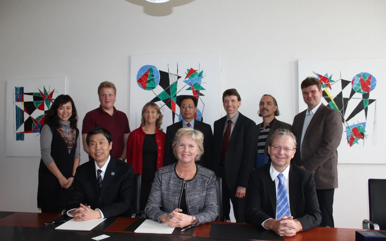 A committee of four from the Tianjin University came to Iceland and visited the University of Iceland to get acquainted with university operations.