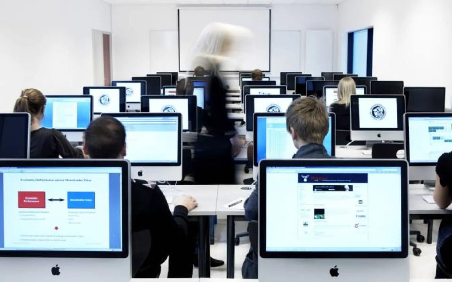Computer lab in University of Iceland