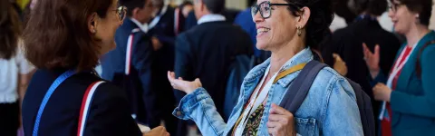 Aurora 2025 people mingling