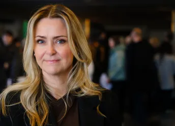 Sara Vöggsdóttir who recently graduated with a master's in health sciences.