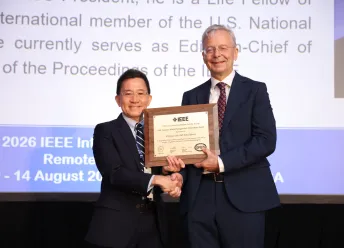 Jón Atli Benediktsson presented with the award at IGARSS26