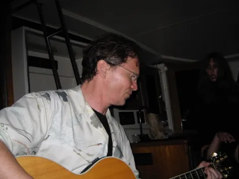 Bernharð Örn Pálsson playing guitar