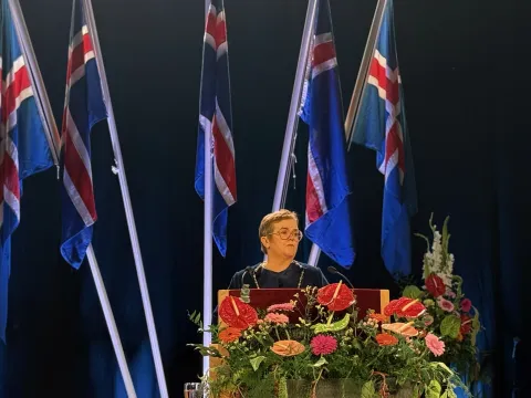 Silja Bára R. Ómarsdóttir, the Rector of UI, delivers an address at the graduation ceremony.