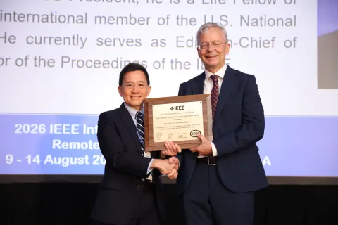 Jón Atli Benediktsson presented with the award at IGARSS26