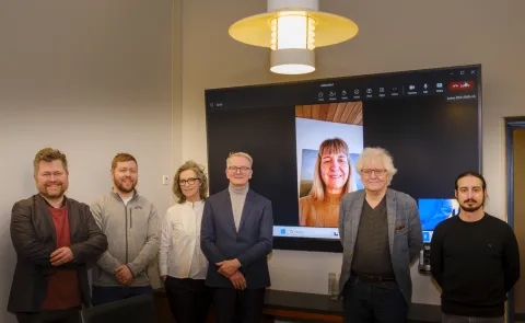 The University of Iceland language committee: Jón Yngvi Jóhannsson, Hafsteinn Einarsson, Ragnheiður Kristjánsdóttir, Magnús Diðrik Baldursson, Sigríður Sigurjónsdóttir, Ingólfur Vilhjálmur Gíslason and Piergiorgio Consagra.