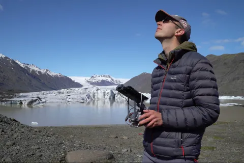 Kieran Baxter shooting with his drone at Heinabergsjökull, one of the glaciers in the documentary. photo/Alice Watterson