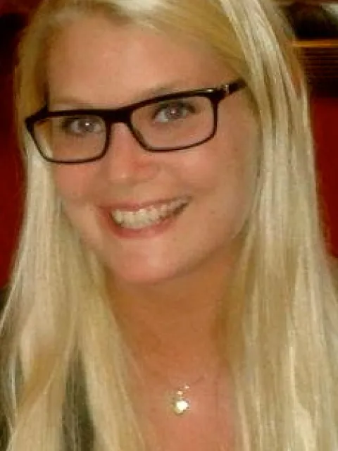 Portrait photo of Erla María Markúsdóttir