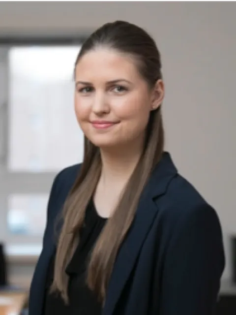 Portrait photo of Kamilla Kjerúlf