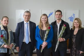 Veronika Guðmundsdóttir, Jóhanna Margrét Sigurðardóttir and Sigurbjörn B. Edvardsson, with Jón Atli Benediktsson, rector of the University of Iceland, and Friðrika Harðardóttir, director of the UI's International Office