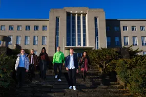 Aðalbygging kynningamynd