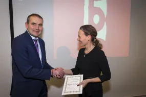 Brynhildur Davíðsdóttir receiving the Ása Wright awards 2018 from Guðni Th. Jóhannesson