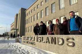 Photo taken in front of the University of Iceland's Main Building in February 2023. On the photo from the left: Sigurbjörg Jóhannesdóttir, University of Iceland; Simonas Šabanovas and Karolina Levanaitė, Vilnius University, Lithuania; Nina Vombergar, University of Ljubljana, Slovania; Tautvydas Bokmota, UAB Theoria, Lithuania and Thomas Dezelan, University of Ljubljana, Slovania. Photographer: Tryggvi Már Gunnarsson
