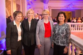 Brooksley Born, Signe Krogstrup, Guðrún Johnsen, Ceylar Pazarbasioglu. Photo: www.beta.ineteconomics.org.