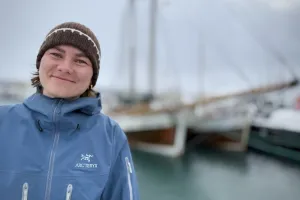 Skúlína er hér ásamt nemendum HÍ sem tóku þátt í námskeiðinu en það voru þau Anna Margrét Bragadóttir, Bassirou Matthías Mbaye, Lillý Karen Pálsdóttir, Natalie Monika Moser og Khair Un Nisa.