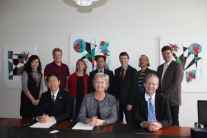 A committee of four from the Tianjin University came to Iceland and visited the University of Iceland to get acquainted with university operations.